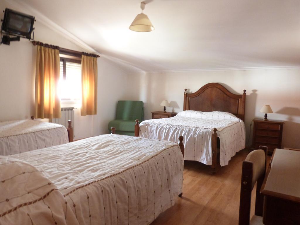 Hotel Alojamento Local Dom Dinis Trancoso Zimmer foto
